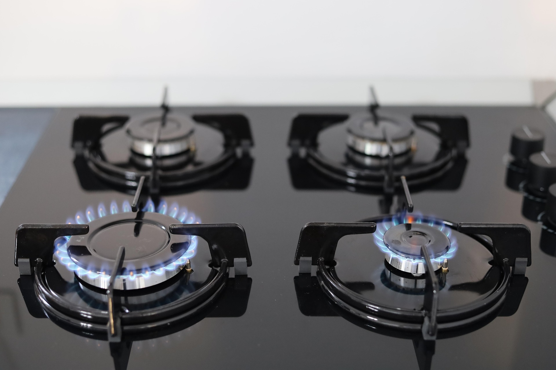arstockphoto-stove-7634556_1920-20261030092741.jpg